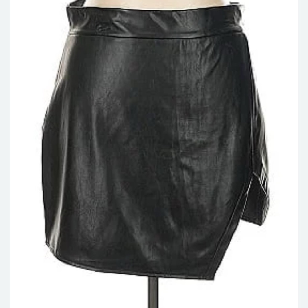 3/$18 Choles- Faux Leather Asymmetrical Black Skirt- 3X